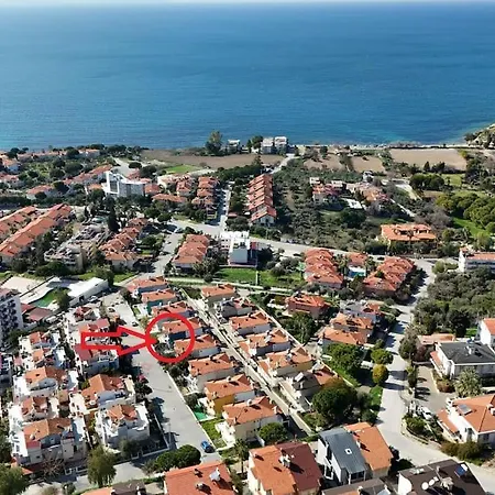 Villa Merkezde Denize 5 Dakika Kusadası