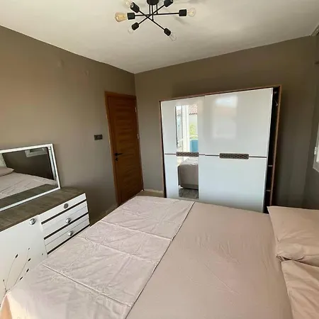 Cozy 5 Min To クシャダス